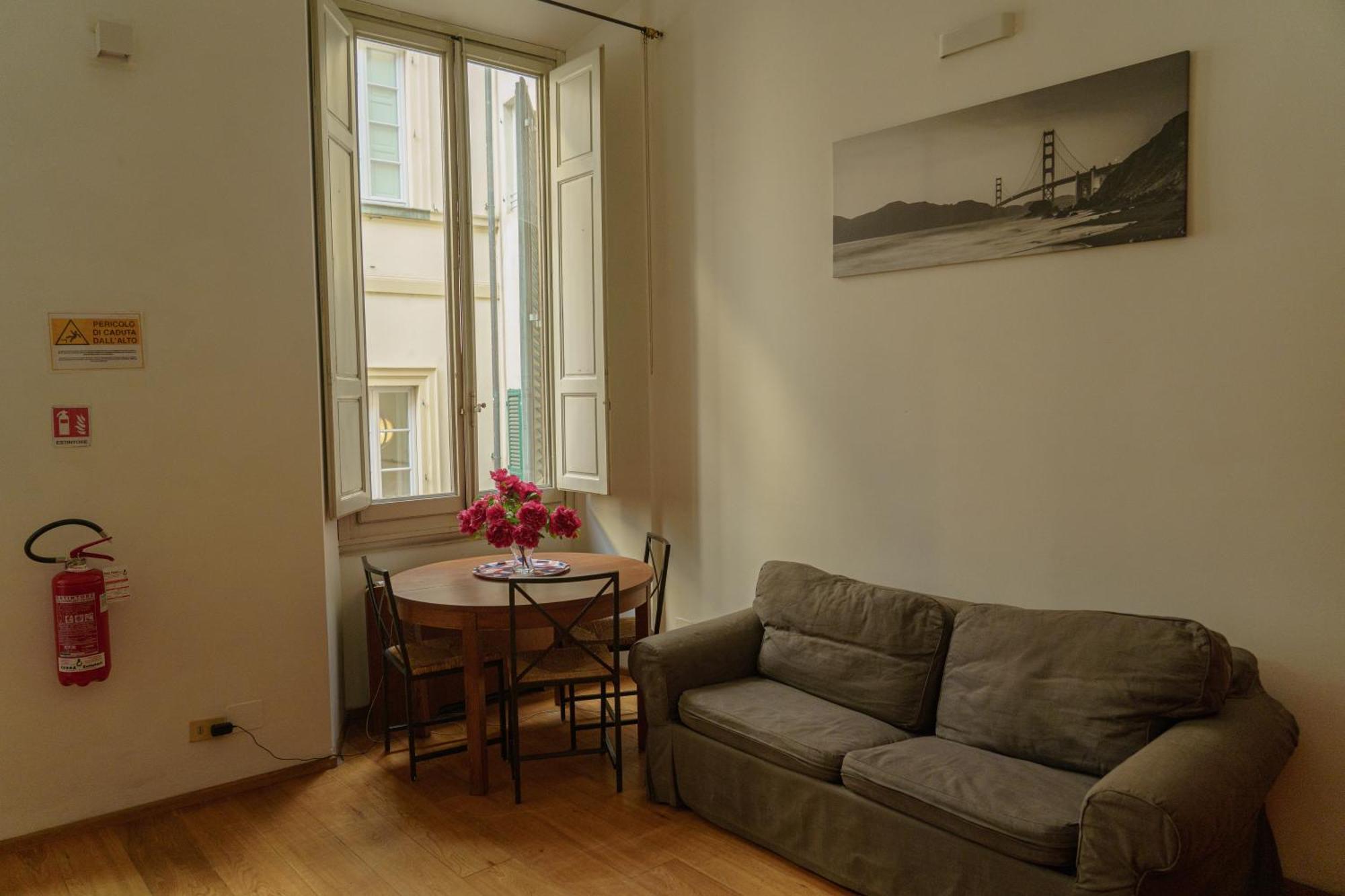 Nice One Bedroom In Historical Building Firenze Bagian luar foto